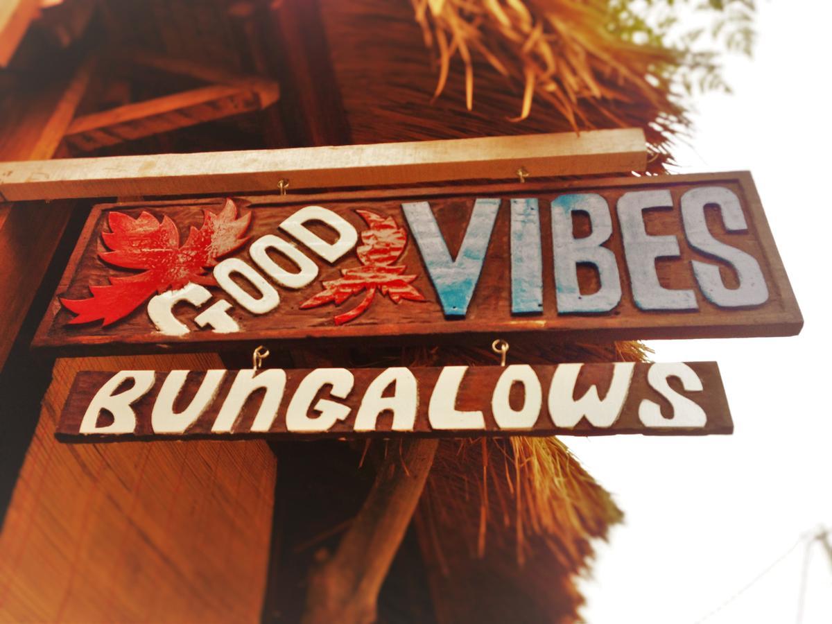 Good Vibes Bungalows Gili Trawangan Exterior foto